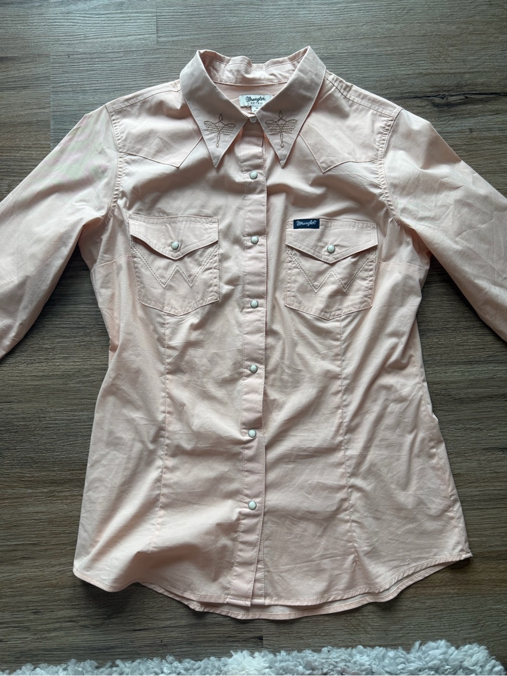 Women’s Blush Pink Wrangler Pearl Snap